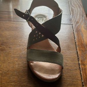 MIZ MOOZ sandals